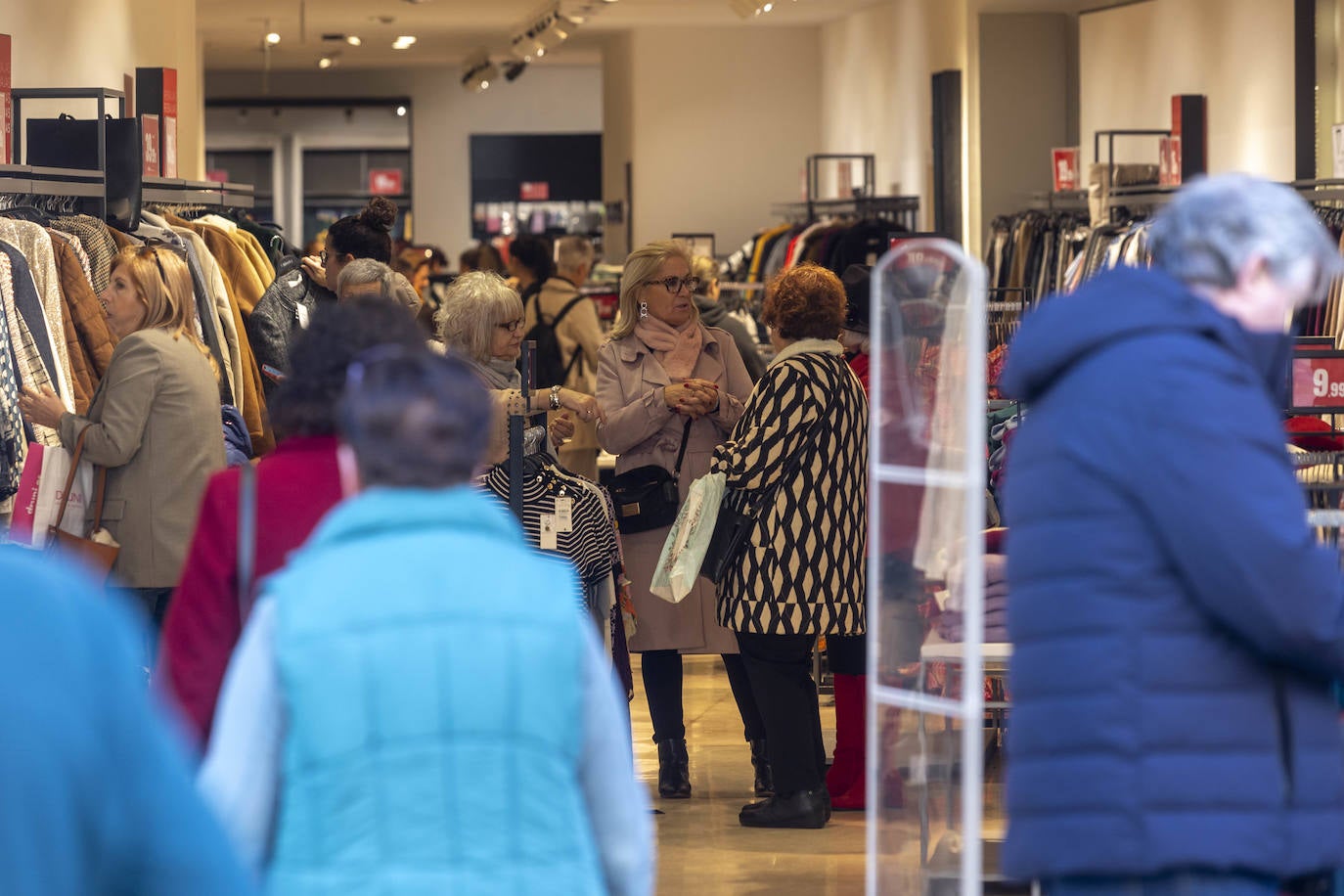 Los comercios de Cartagena adelantan sus rebajas