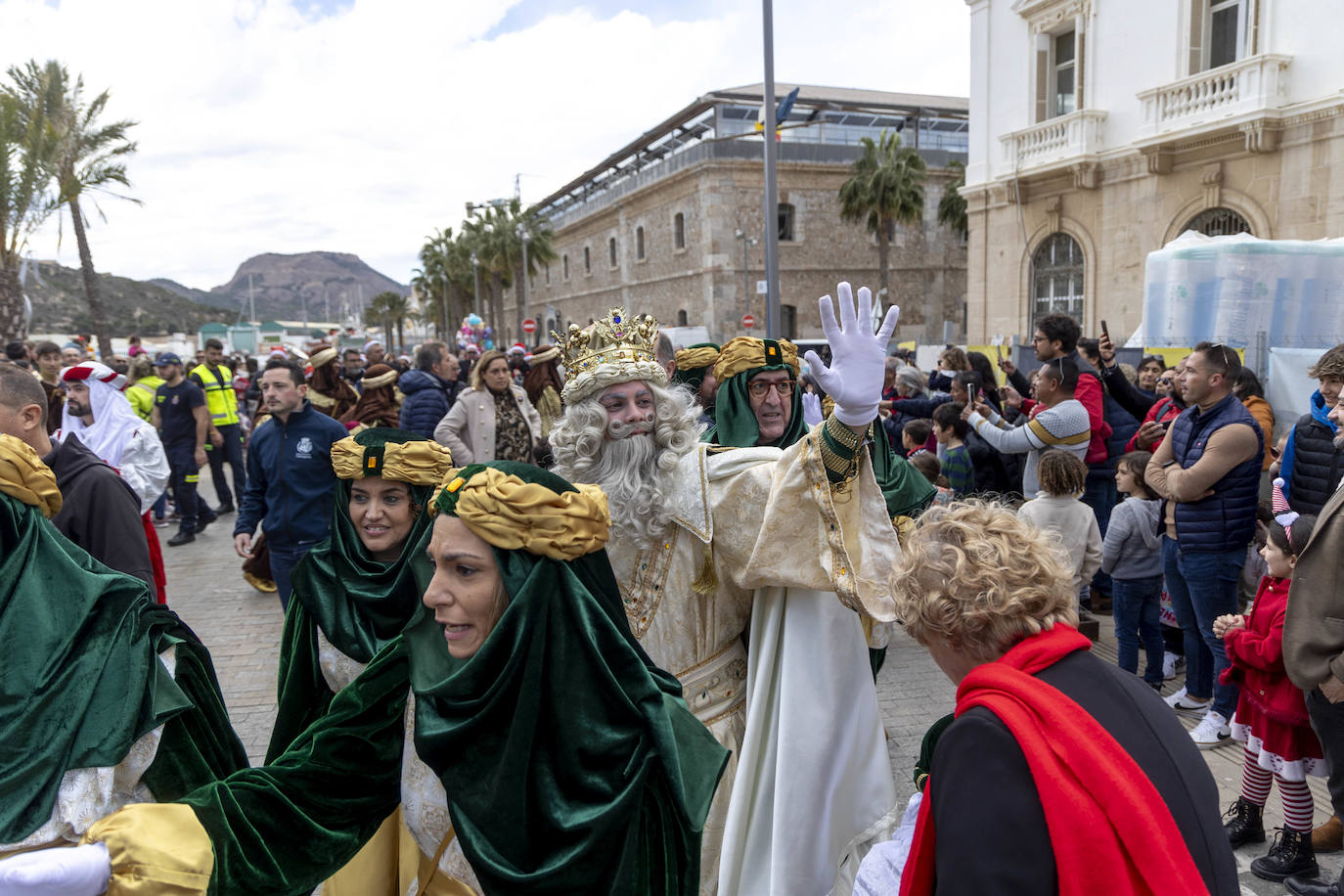 Desembarco de los Reyes Magos en Cartagena, en imágenes
