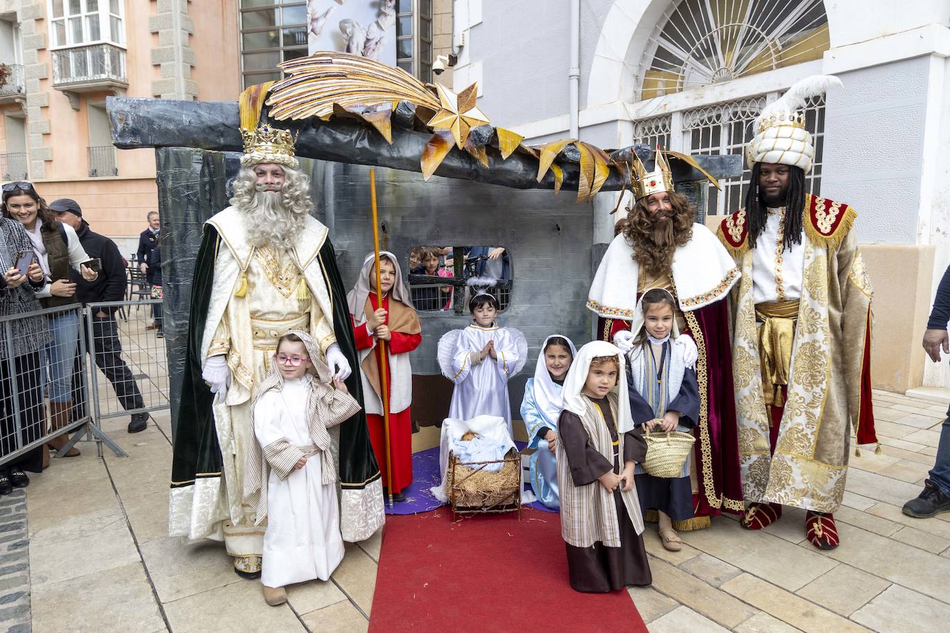 Desembarco de los Reyes Magos en Cartagena, en imágenes