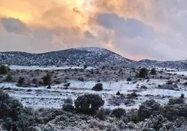 Nieve en Inazares, pedanía de Moratalla, este viernes.