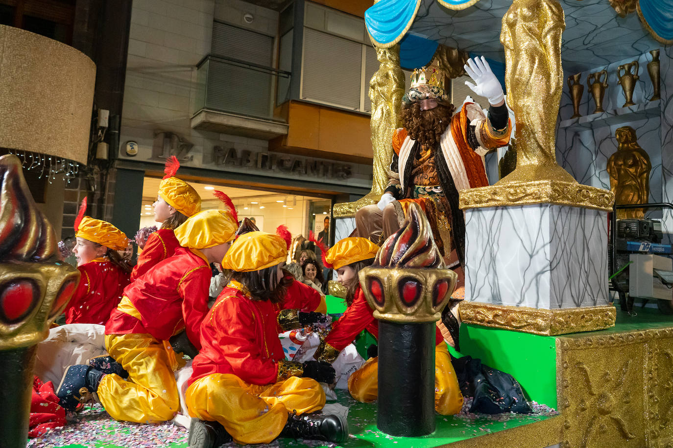 La cabalgata de los Reyes Magos de Lorca, en imágenes