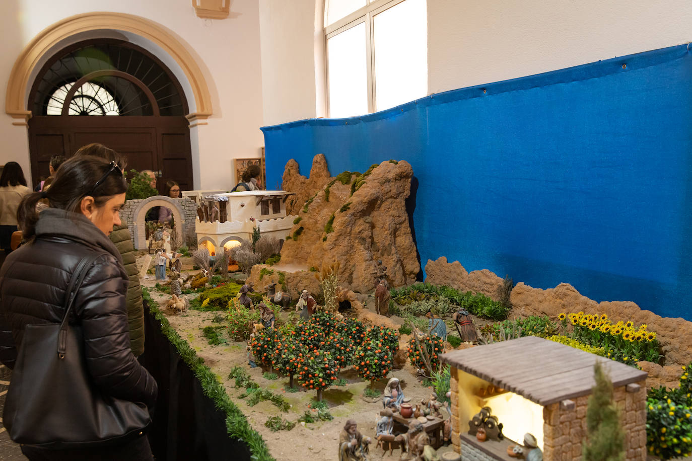 Las imágenes del belén del convento de franciscanos de Orihuela