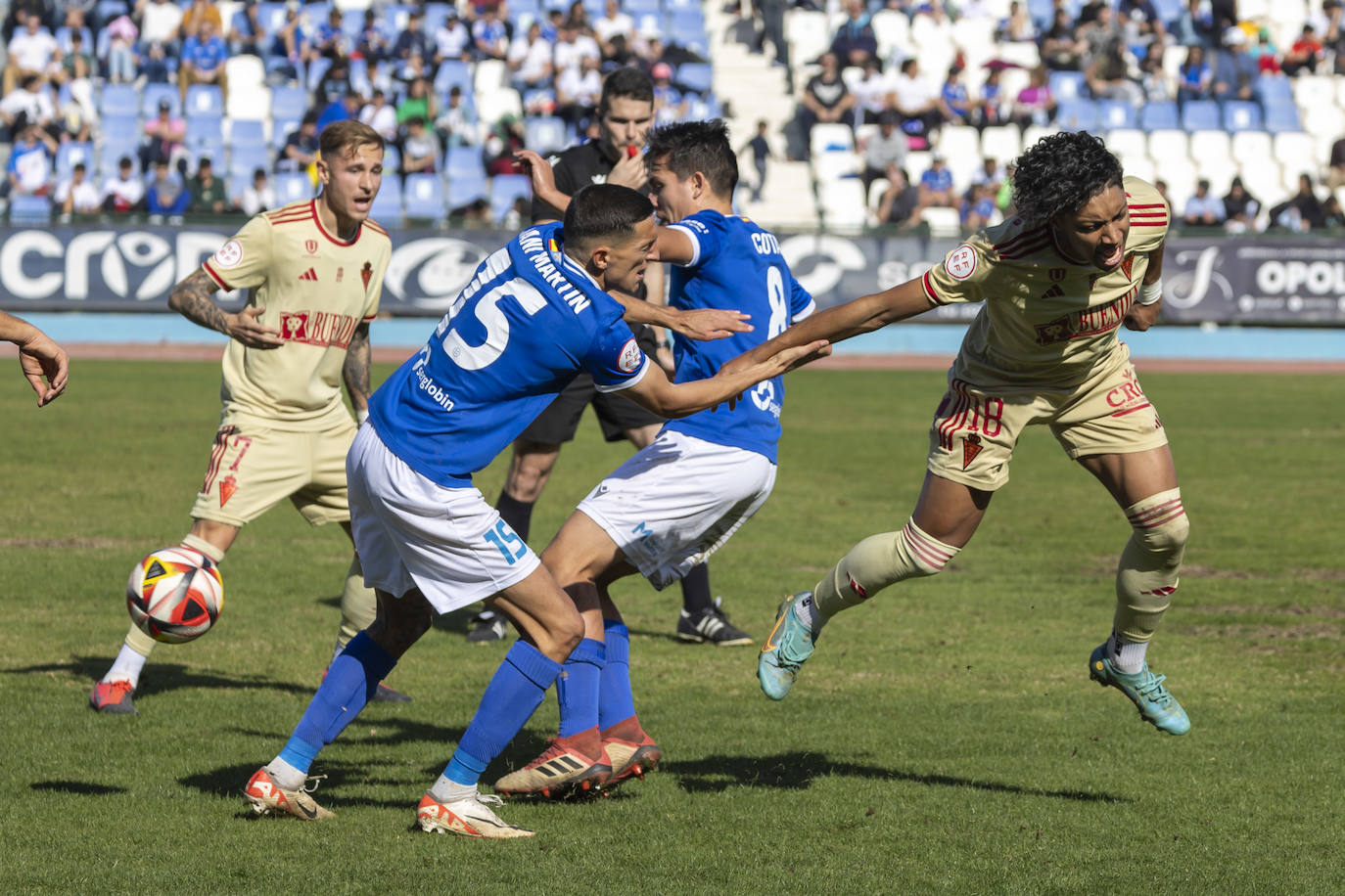 Las imágenes del partido entre el Melilla y el Real Murcia