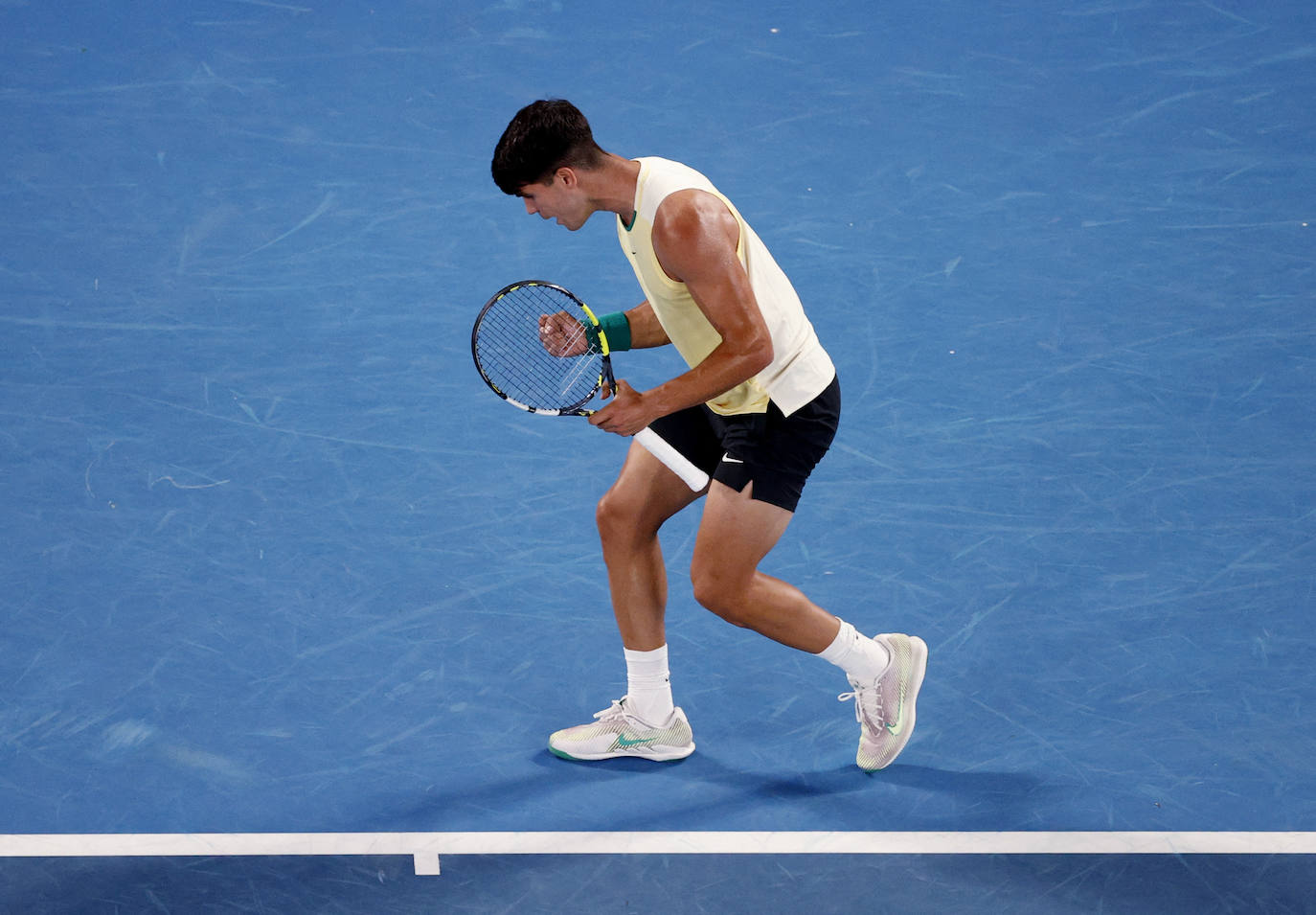 La victoria de Carlos Alcaraz ante Richard Gasquet en el Abierto de Australia, en imágenes