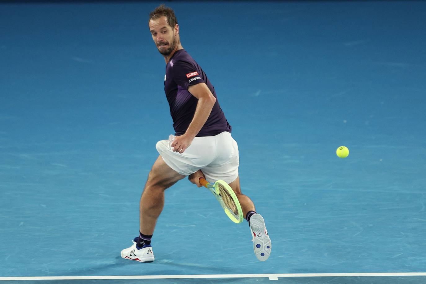 La victoria de Carlos Alcaraz ante Richard Gasquet en el Abierto de Australia, en imágenes