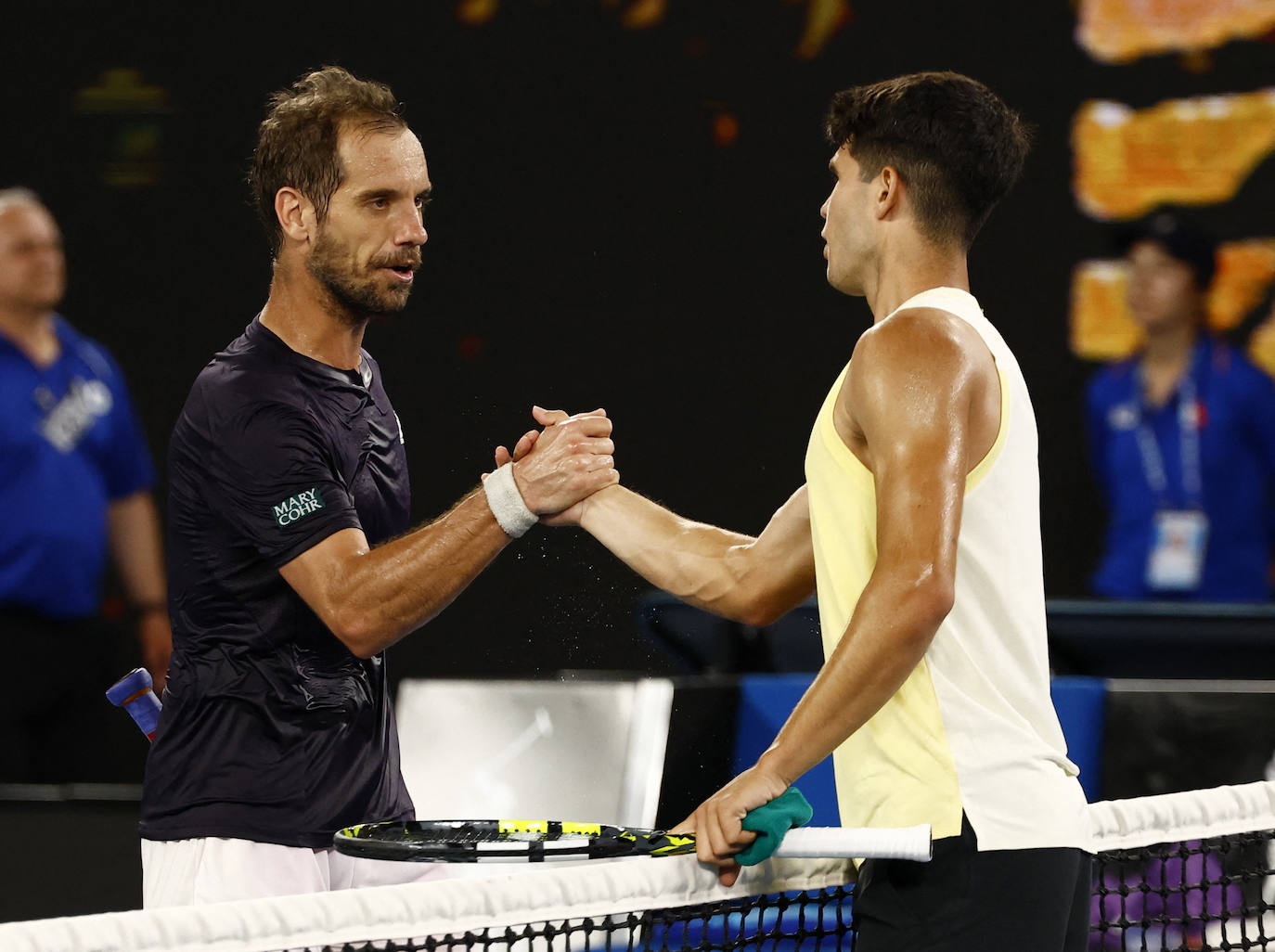 La victoria de Carlos Alcaraz ante Richard Gasquet en el Abierto de Australia, en imágenes