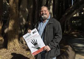 Carlos S. Olmo Bau, ayer, en Cartagena. Es profesor de Filosofía en el IES Jiménez de la Espada y autor de 'Sobre las sábanas'.