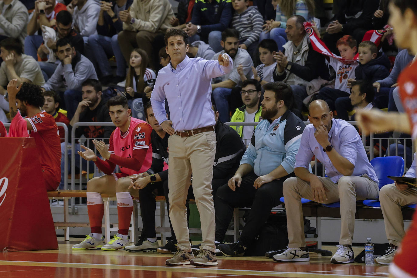 Las imágenes del Jimbee-ElPozo