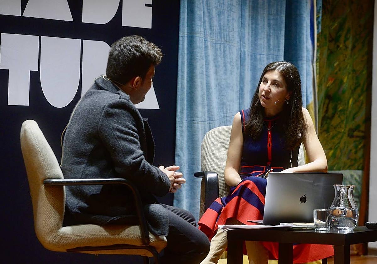 Noelia García habla de El Prado en femenino en el Aula de Cultura de LA VERDAD, en imágenes