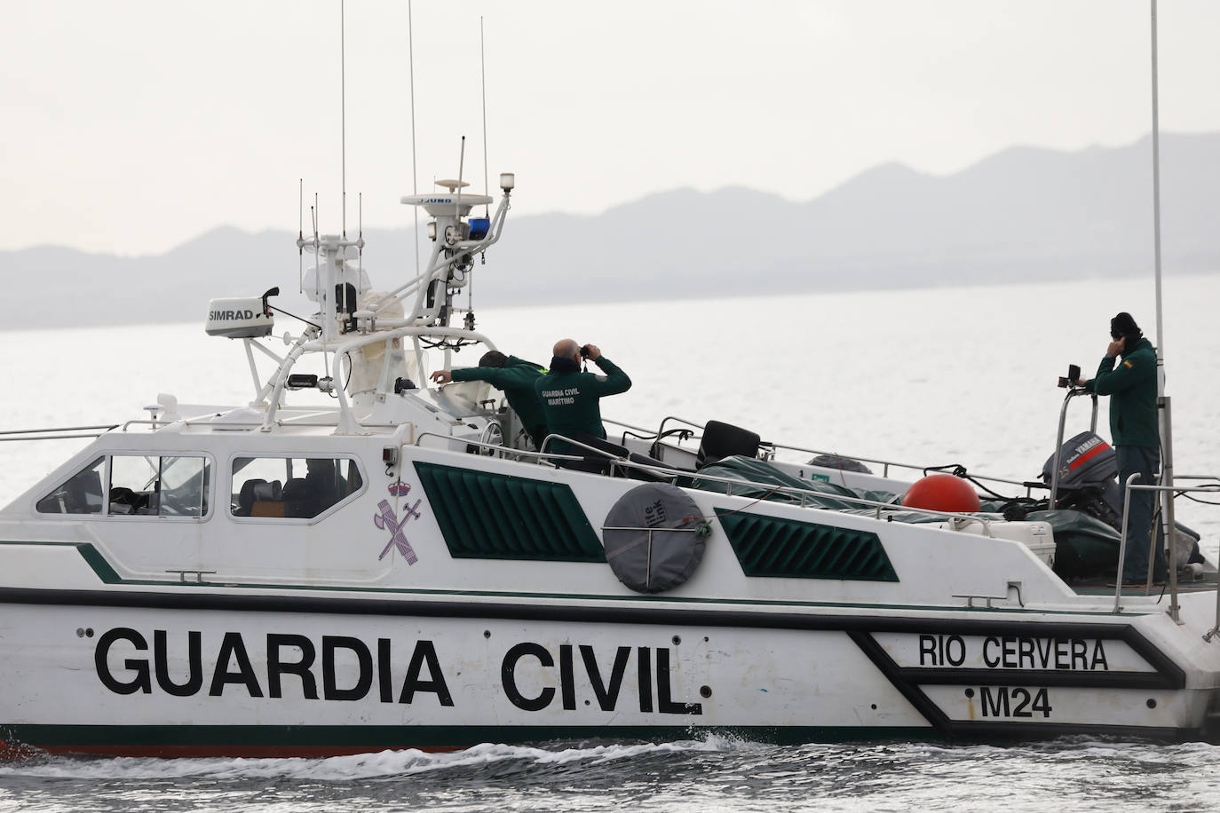 Imágenes de la búsqueda del joven desaparecido en el Mar Menor