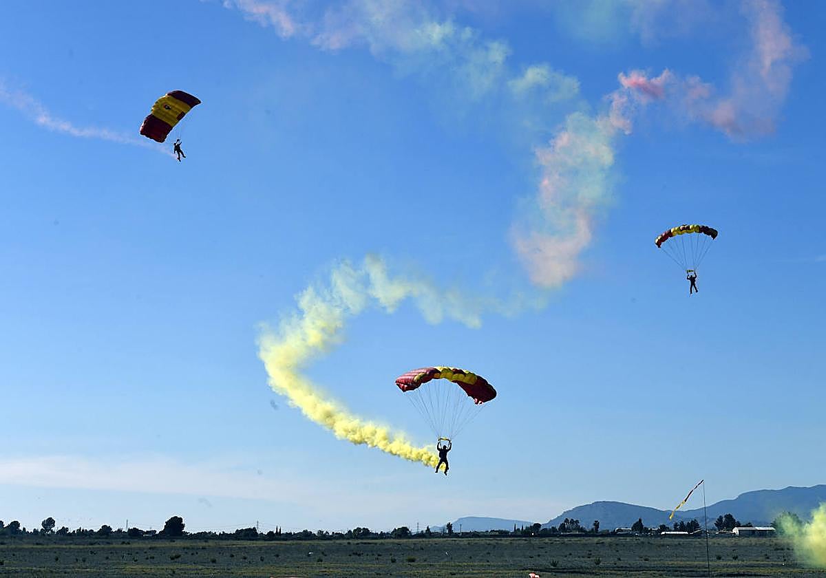 La exhibición aérea en Alcantarilla, en imágenes