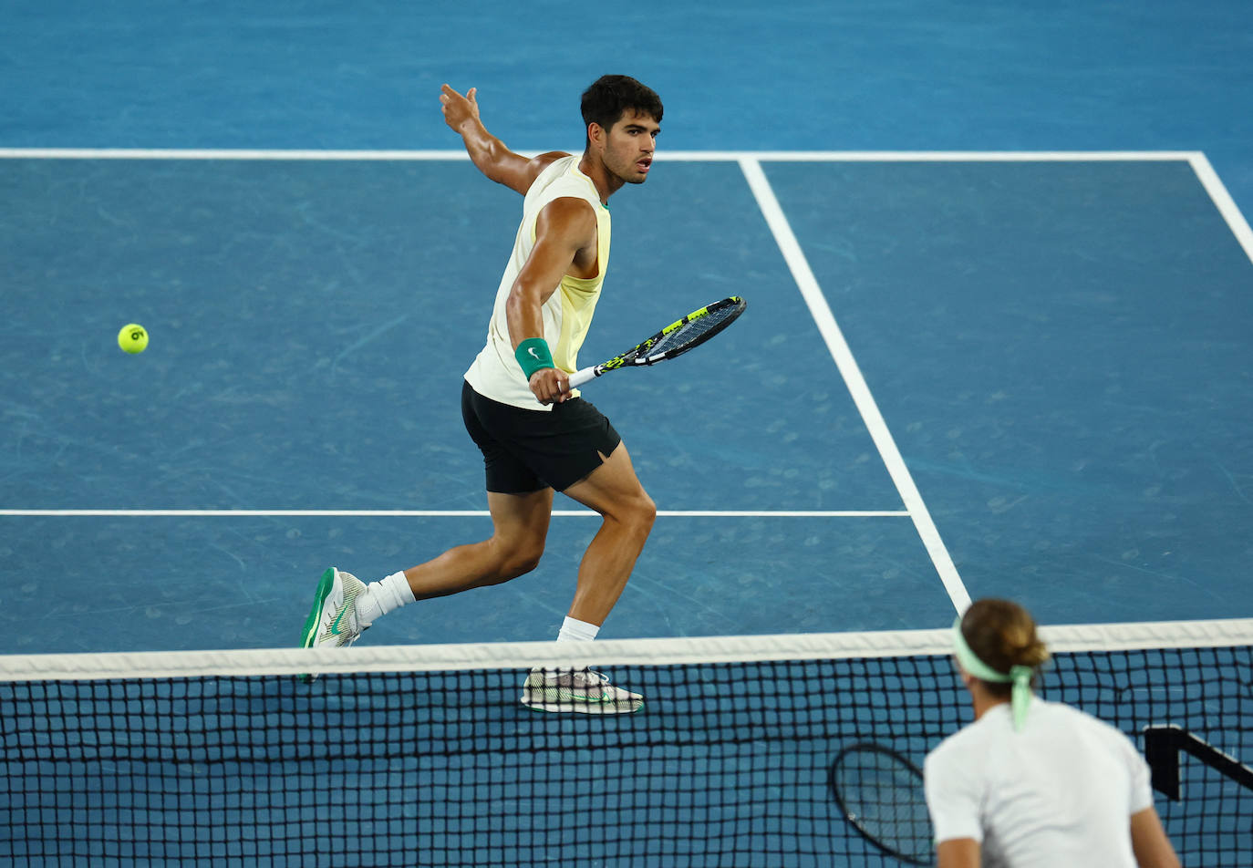 La derrota de Alcaraz ante Zverev en el Open de Australia, en imágenes