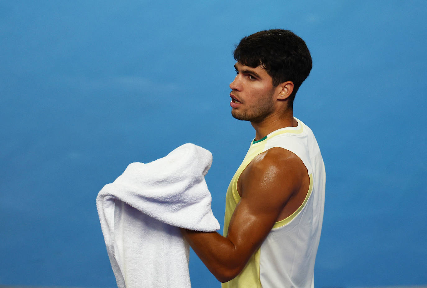 La derrota de Alcaraz ante Zverev en el Open de Australia, en imágenes