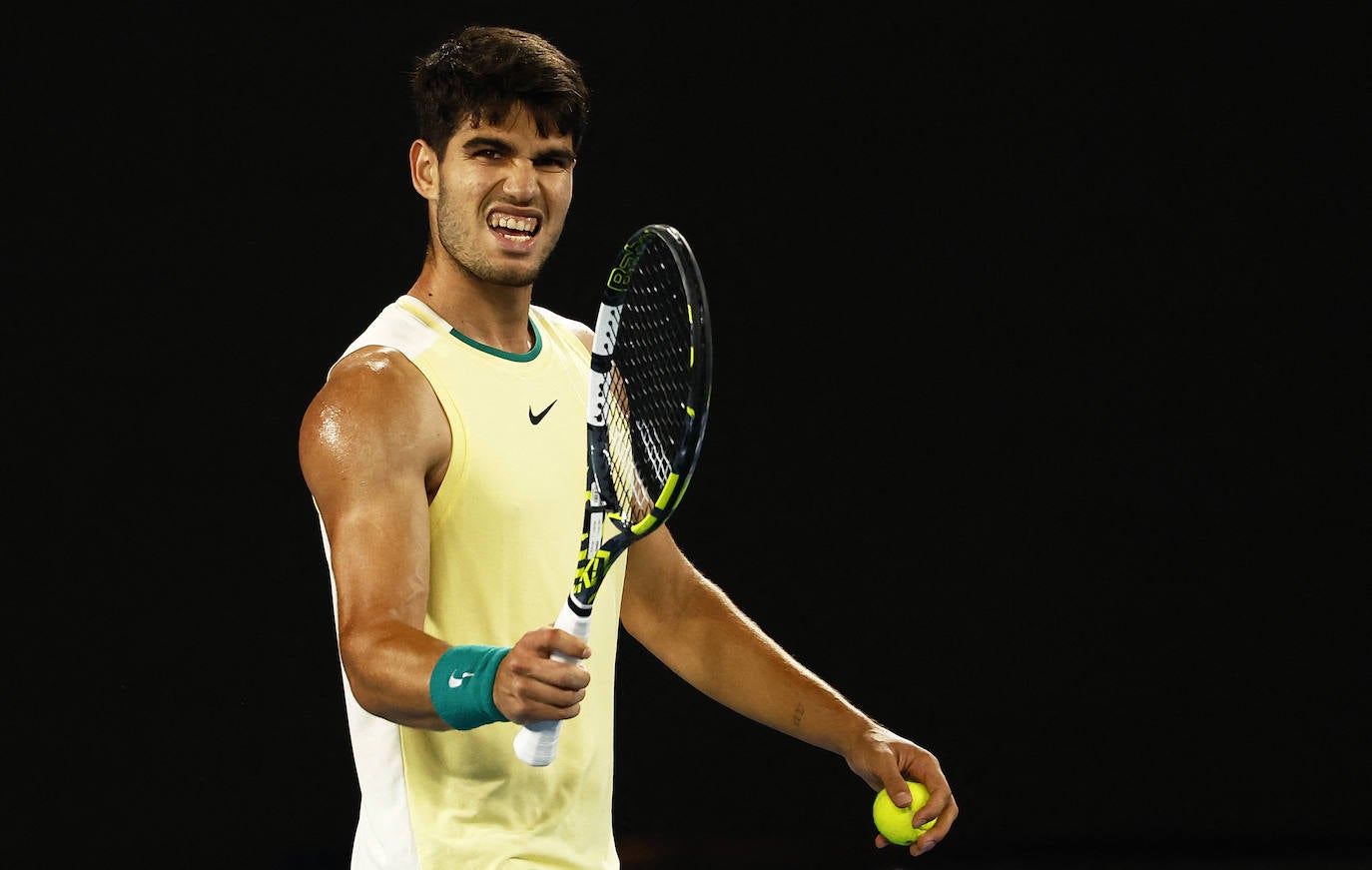 La derrota de Alcaraz ante Zverev en el Open de Australia, en imágenes