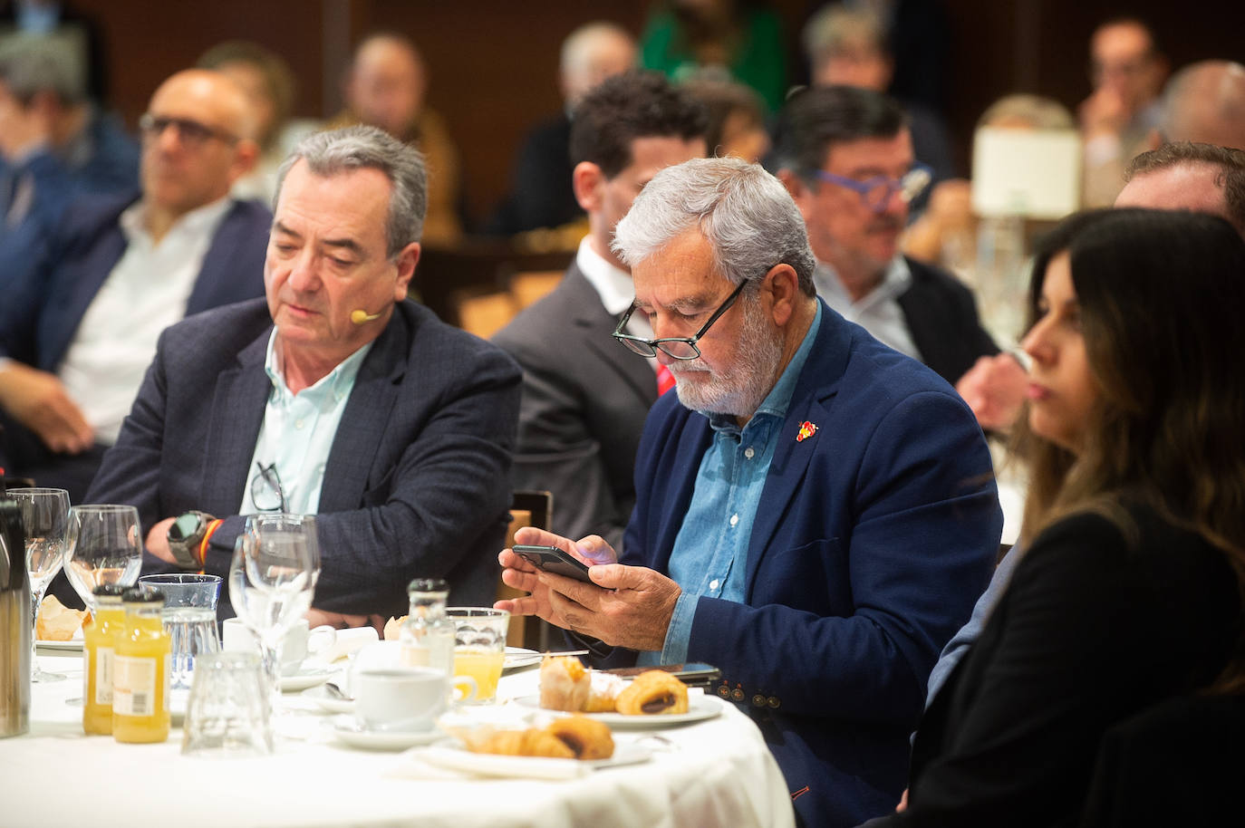 Las imágenes del Foro Agro organizado por Santander y LA VERDAD