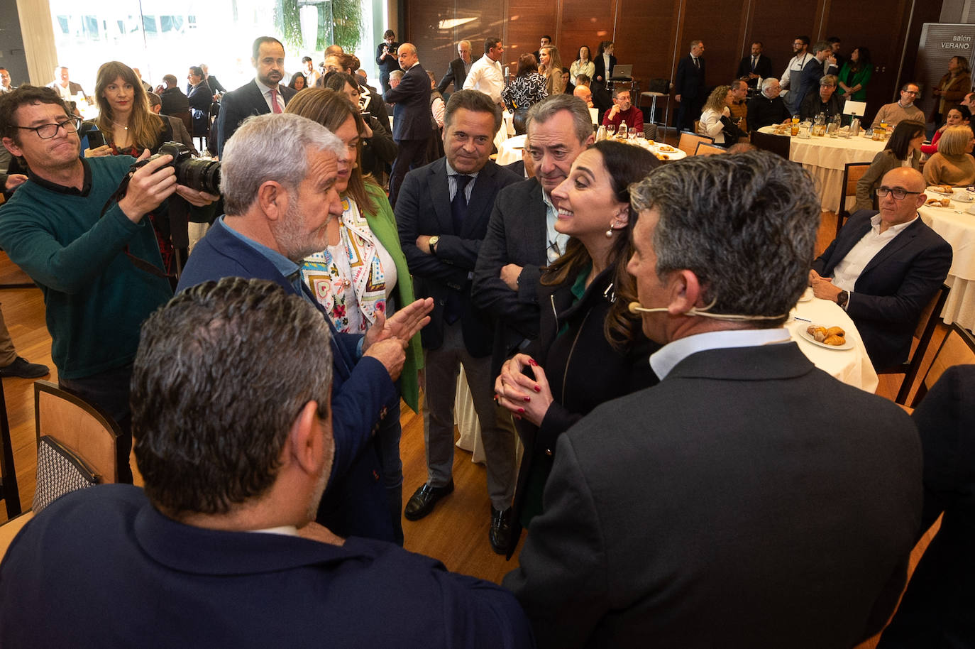 Las imágenes del Foro Agro organizado por Santander y LA VERDAD