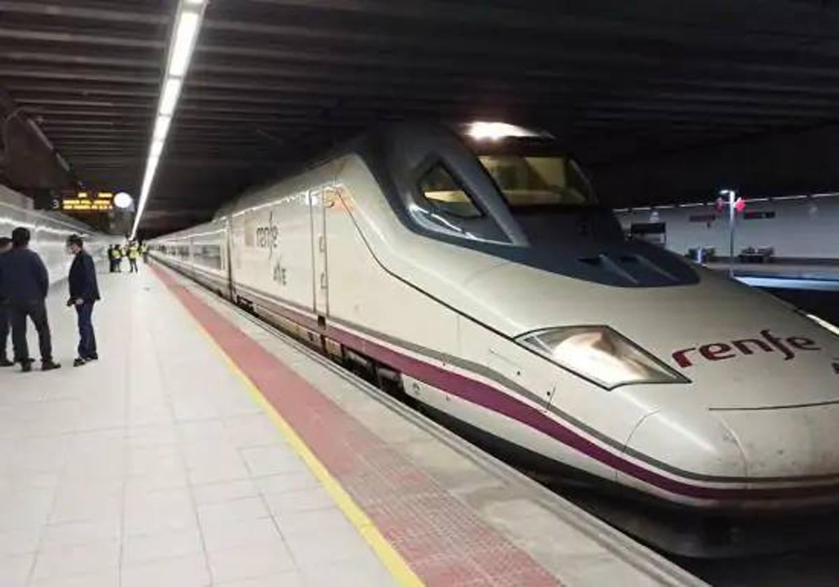 Amplían el descuento de la Tarjeta Dorada de Renfe para estos clientes