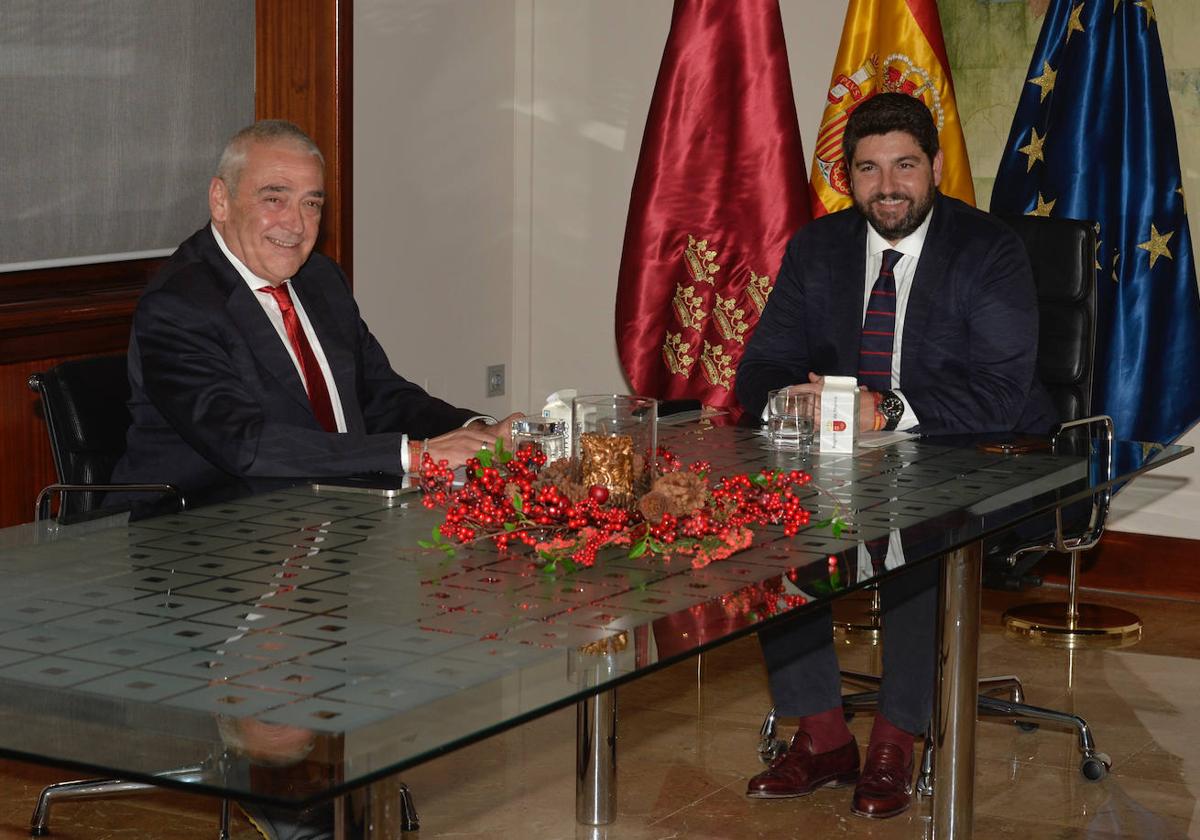 Francisco Álvarez, con López Miras en diciembre de 2022.