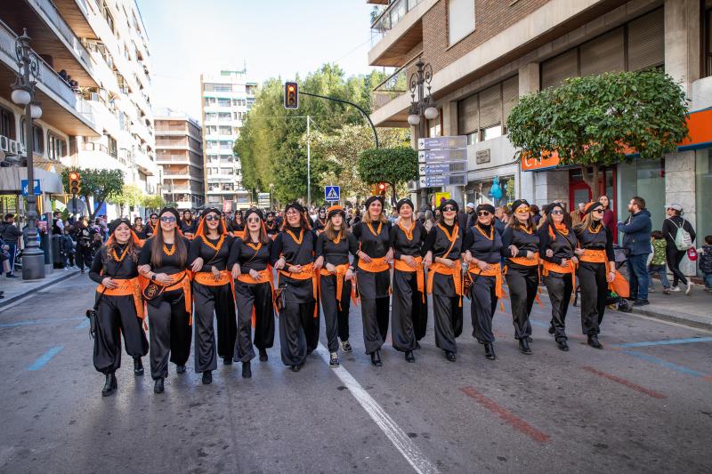 Las imágenes del desfile del Medio Año Festero en Orihuela