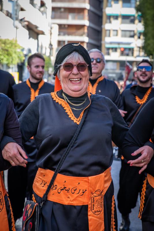 Las imágenes del desfile del Medio Año Festero en Orihuela