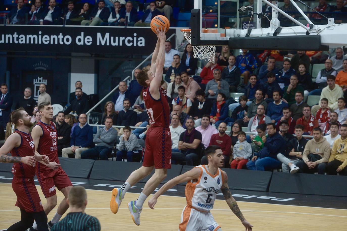 Las imágenes del partido UCAM-Promitheas (90-81)