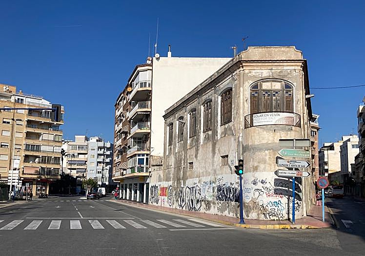 Edificio de la antigua Fábrica de Hielo.