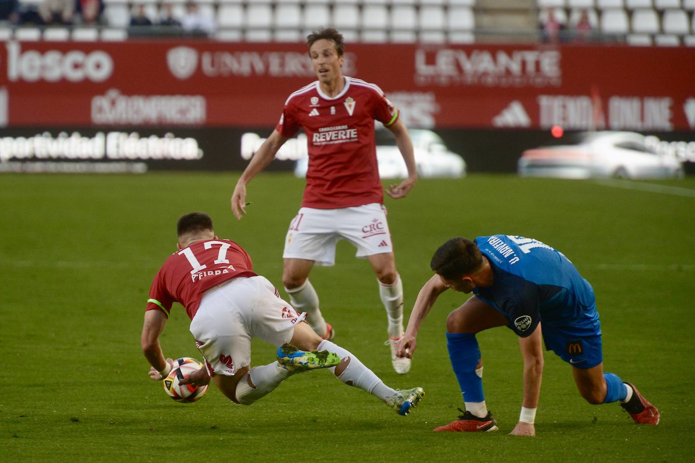 La victoria del Real Murcia frente al San Fernando, en imágenes