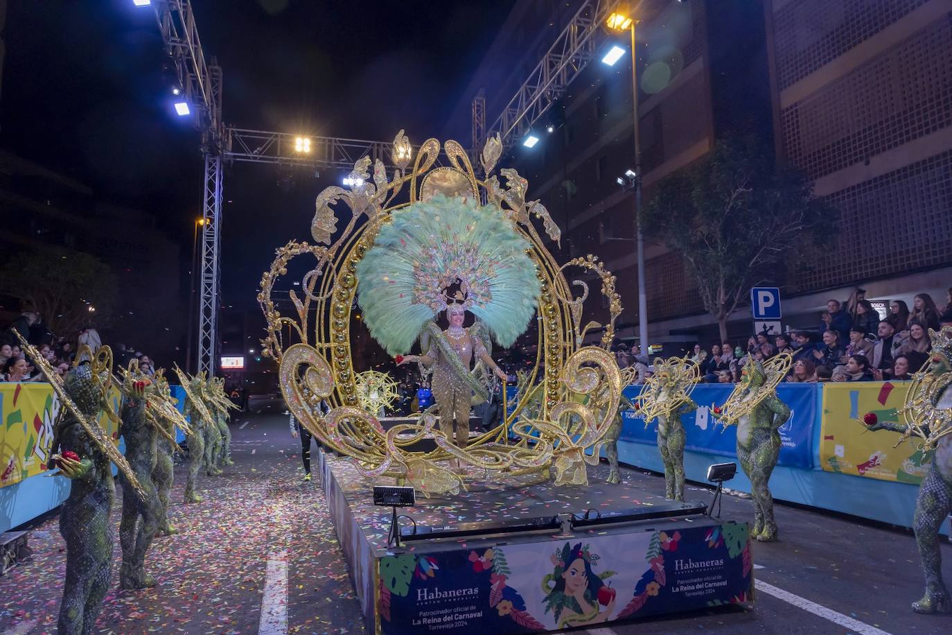 Las imágenes del desfile concurso del Carnaval de Torrevieja