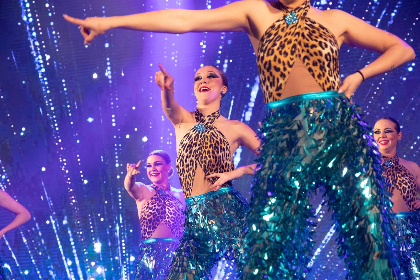 Las imágenes del Concurso de Trajes de Papel en Águilas