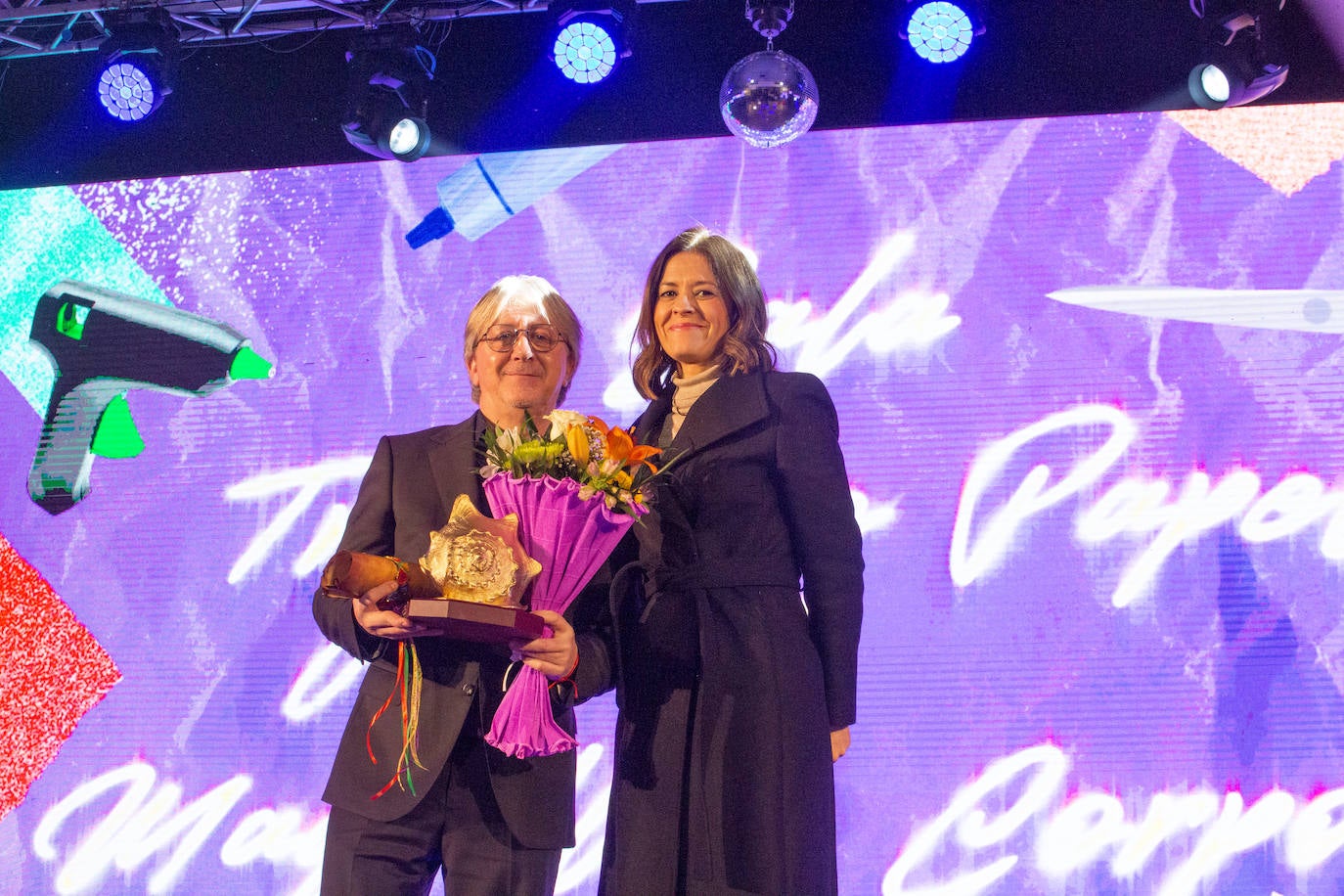 Las imágenes del Concurso de Trajes de Papel en Águilas