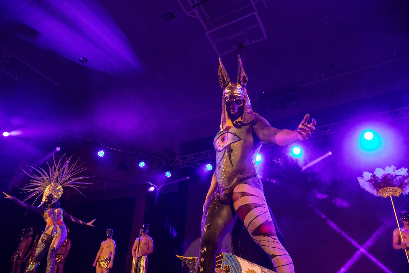 Las imágenes del Concurso de Trajes de Papel en Águilas