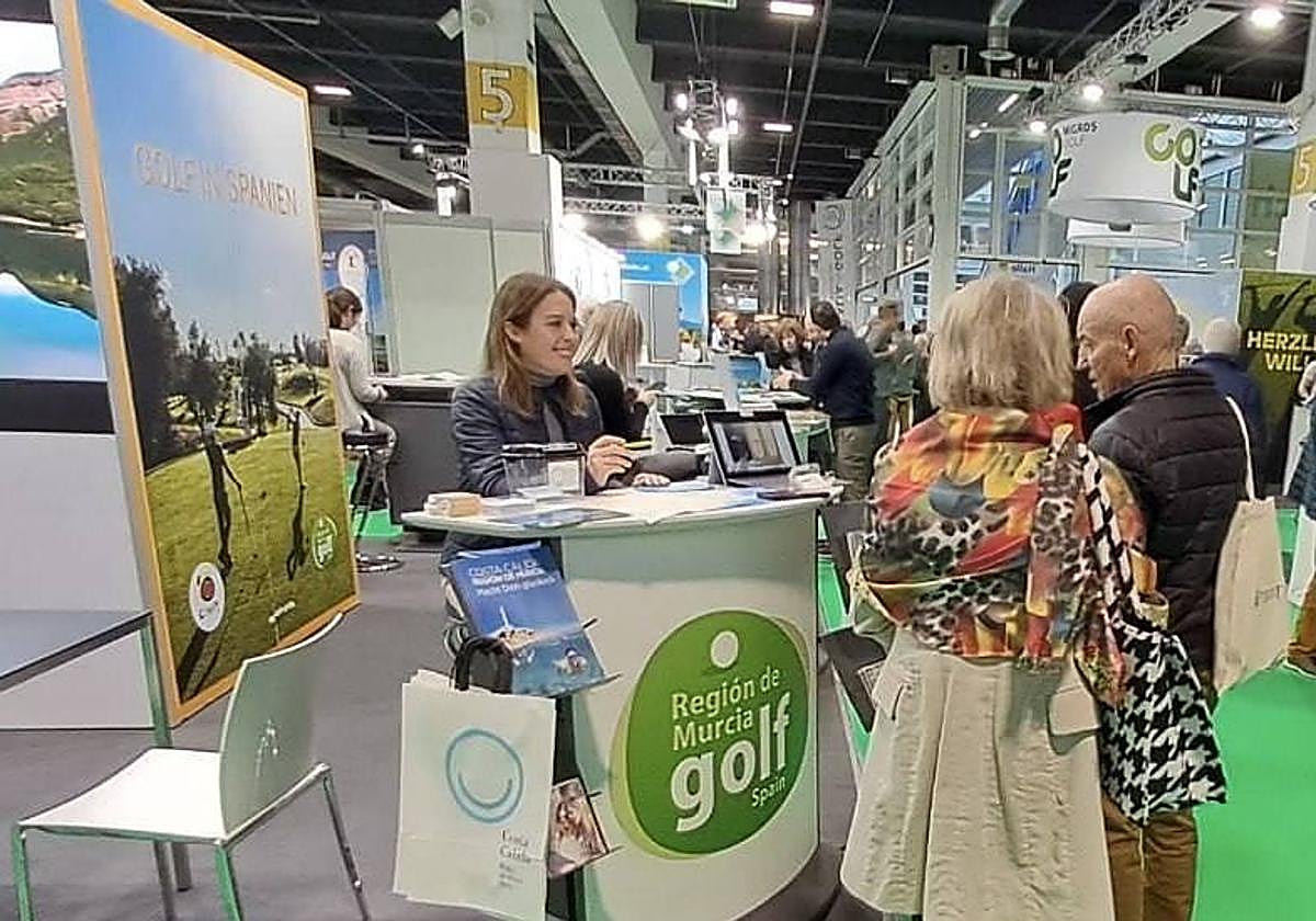 Mostrador de la Región de Murcia en la Feria Golfmesse.