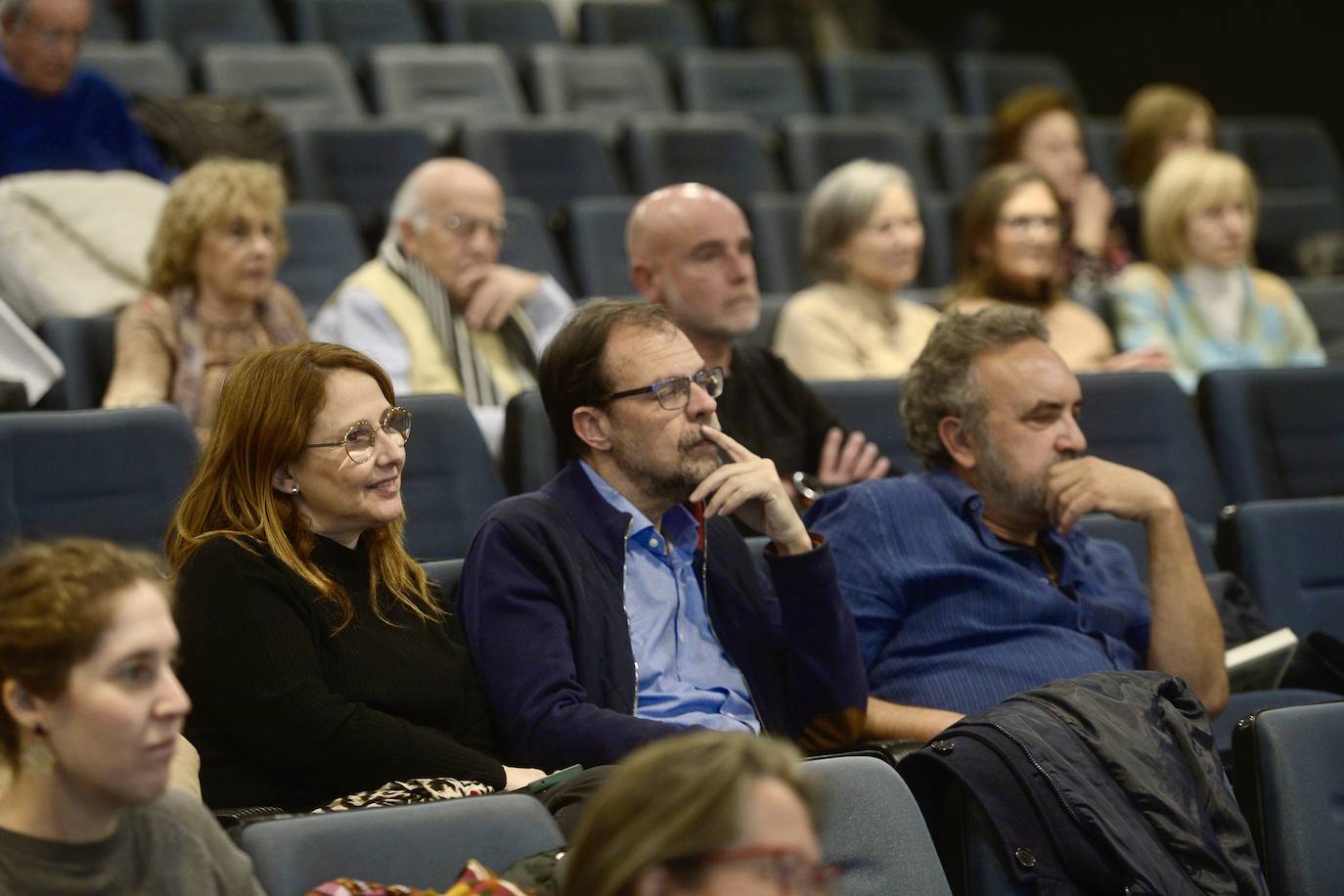 Imágenes de María José Solano en el Aula de Cultura de LA VERDAD