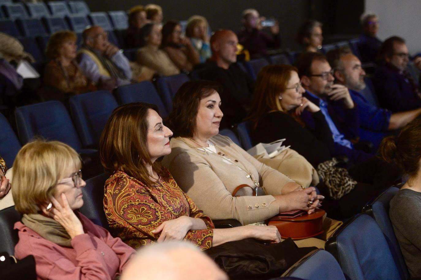 Imágenes de María José Solano en el Aula de Cultura de LA VERDAD