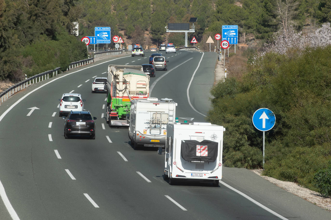 Segunda jornada de protesta de tractores en Murcia, en imágenes