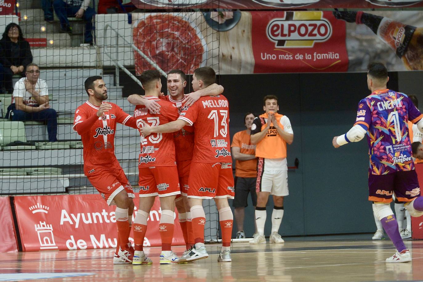 Las imágenes del derbi ElPozo-Jimbee (2-3)