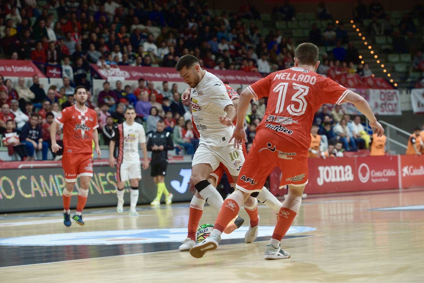 Las imágenes del derbi ElPozo-Jimbee (2-3)