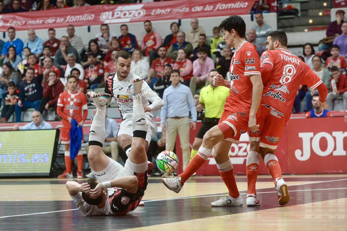 Las imágenes del derbi ElPozo-Jimbee (2-3)