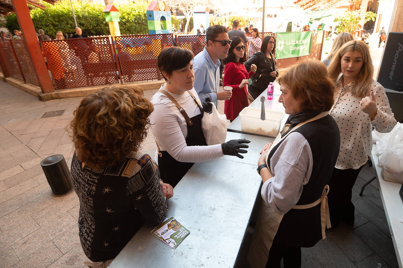 Solidaridad con sabor en barrio murciano de Santa Eulalia