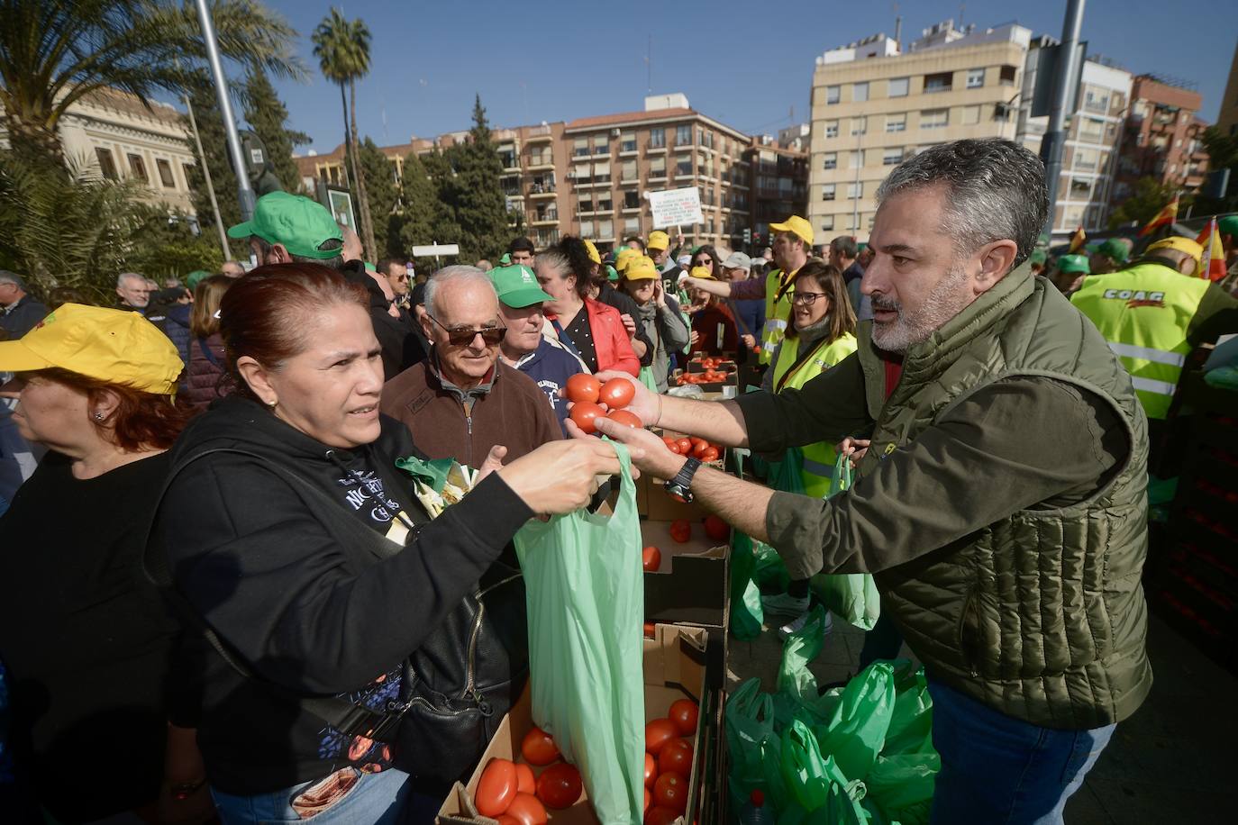 Las protestas de los agricultores llegan a Murcia el 21-F, en imágenes