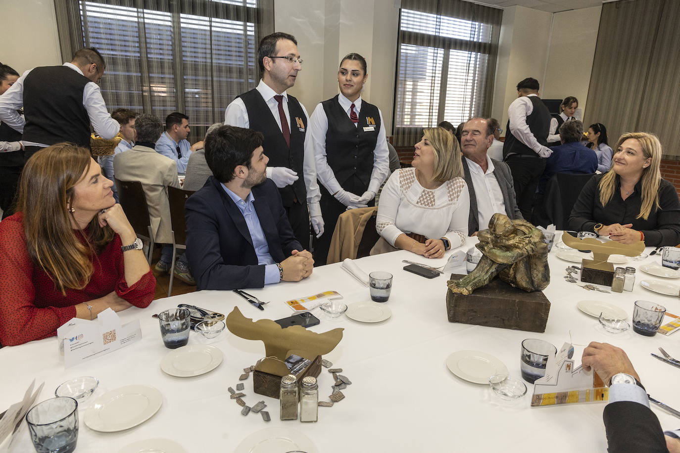 Las imágenes de la jornada de acogida a empresas colaboradoras y proveedores del CIFP de Hostelería y Turismo de Cartagena