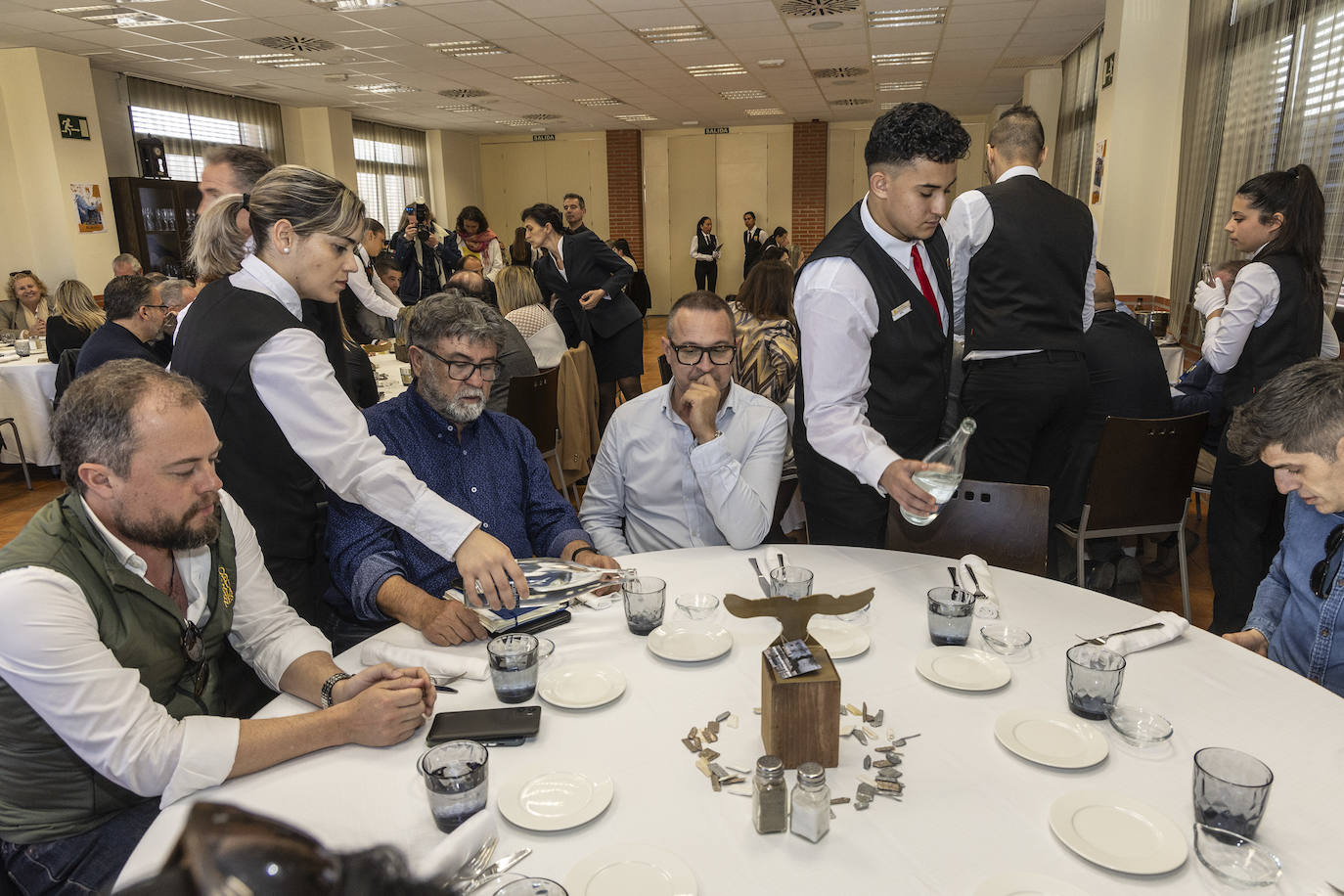 Las imágenes de la jornada de acogida a empresas colaboradoras y proveedores del CIFP de Hostelería y Turismo de Cartagena