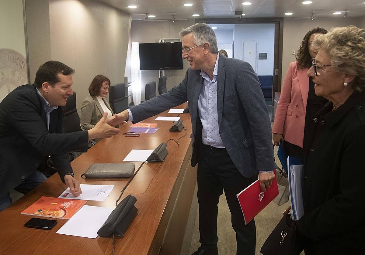 La Comisión Especial de Estudio de Lucha contra la Pobreza y la Exclusión Social en la Región, este jueves.