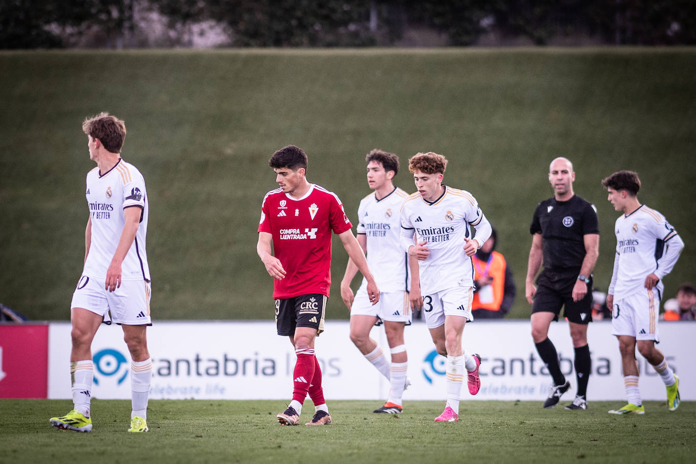 El partido del Real Murcia contra el Real Madrid Castilla, en imágenes