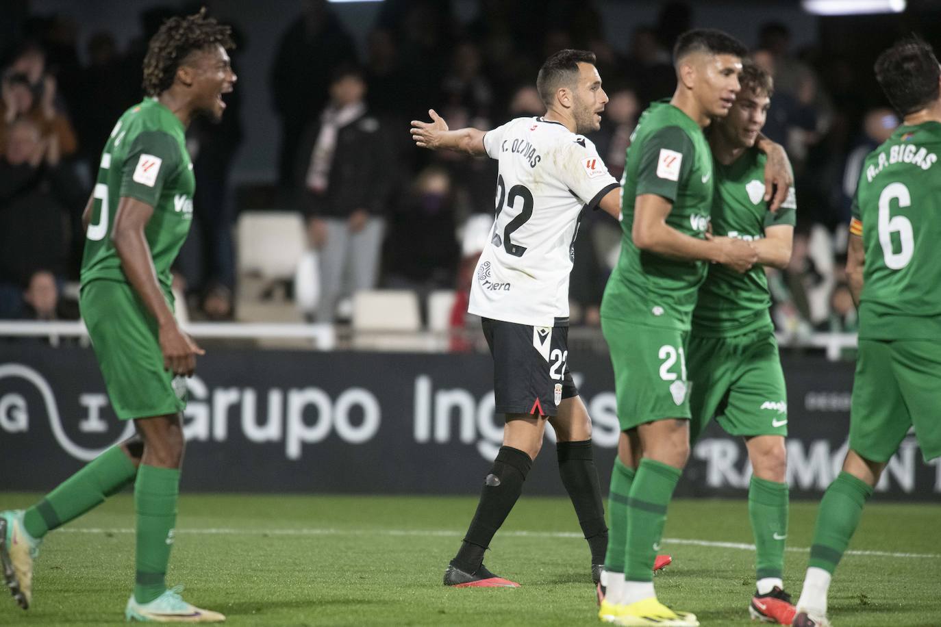 La derrota del Cartagena frente al Elche, en imágenes