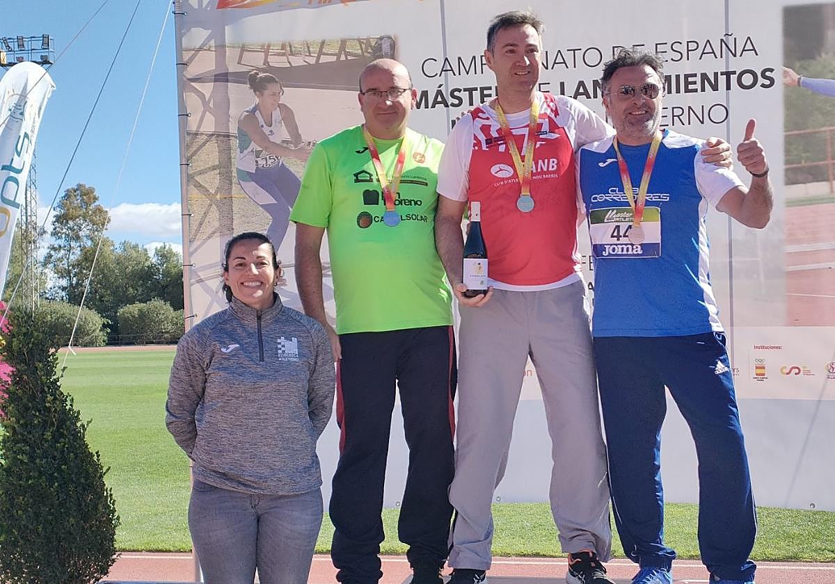 Medallistas del Nacional máster de lanzamientos largos.