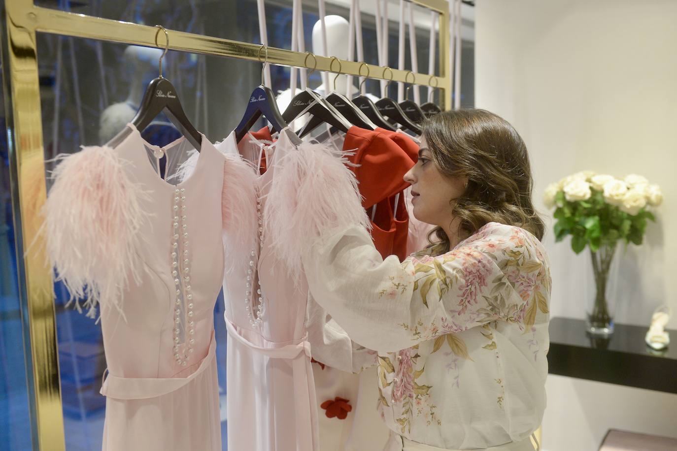 Los preparativos para el desfile de moda de Silvia Navarro, en imágenes