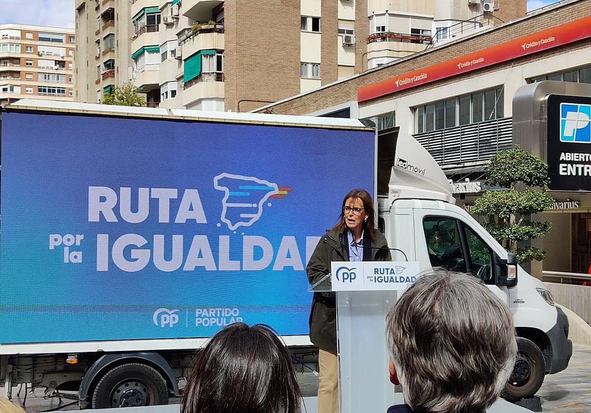 Acto de la 'Ruta por la Igualdad' en Murcia, este martes.