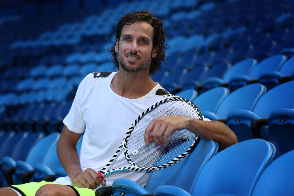 El partido entre Carlos Alcaraz y Rafa Nadal, en imágenes