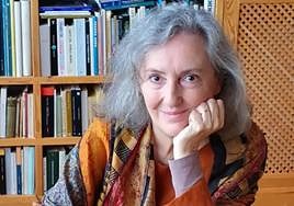 La autora Menchu Gutiérrez conversará este martes en Murcia con José María Pozuelo Yvancos.